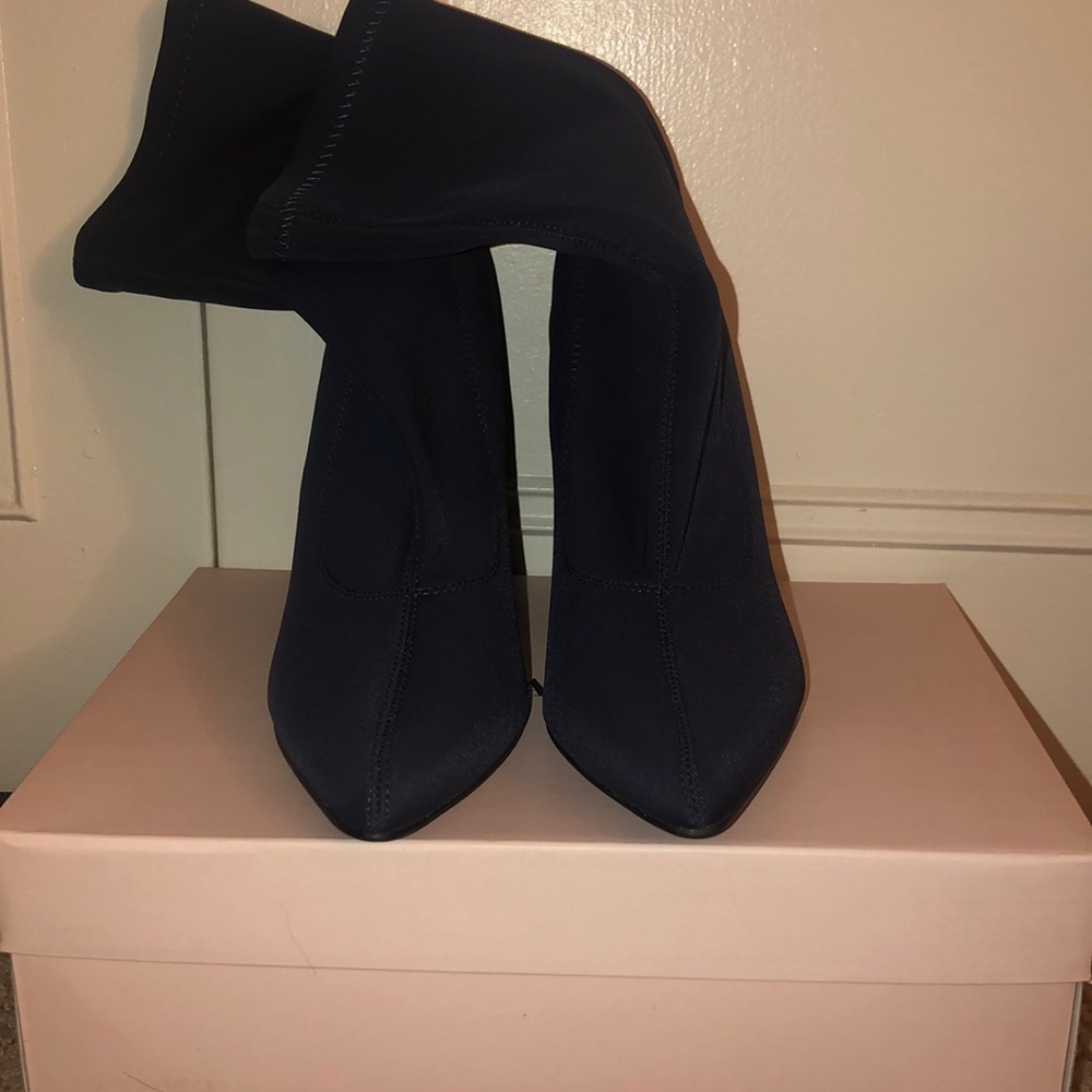 *FLASH SALE* - Navy Blue Bootie w/ Block Heel